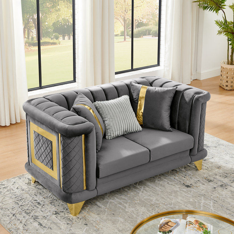 Canapé de luxe Mid-Century moderne en velours avec garnitures en acier inoxydable doré et texture brodée, Gris