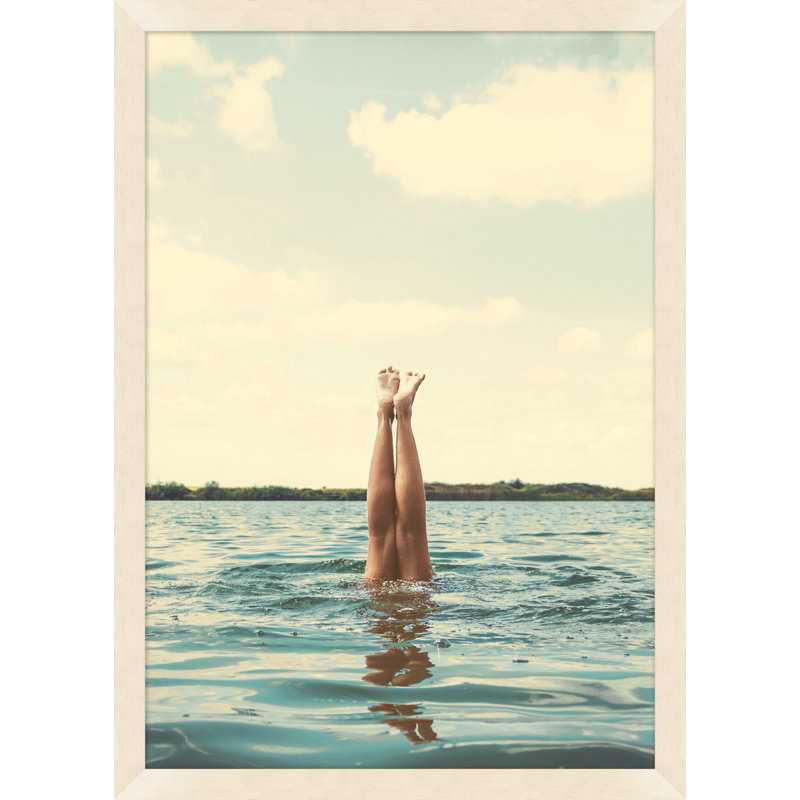 «Legs In The Lake 1»