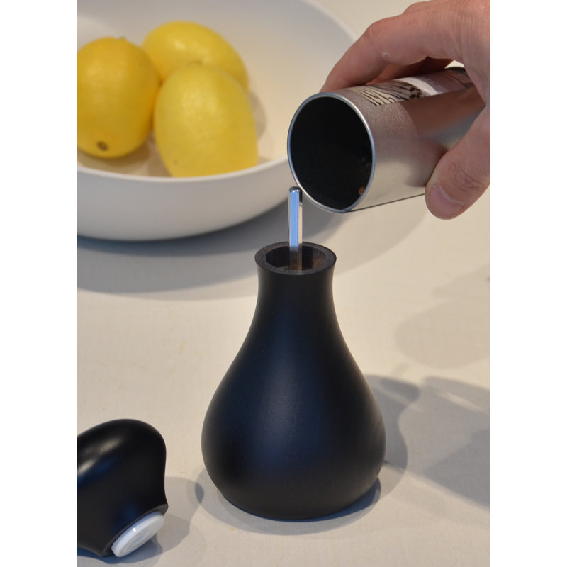 Brand Menahan No Power Source Required / Manual Salt & Pepper Shaker, Large (24 cm H x 8 cm W x 8 cm D), Black