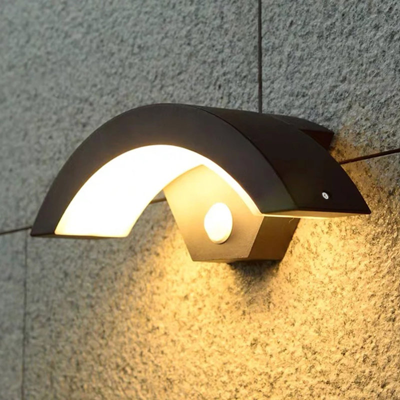 Matte Black Integrated LED Outdoor Bulkhead Light with Dusk to Dawn