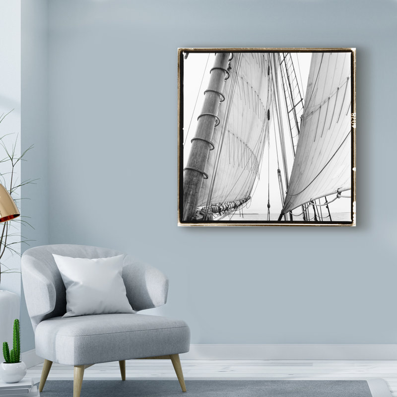 «Under Sail II», reproduction de photo sur toile tendue, H 35 po x l 35 po x P 2 po