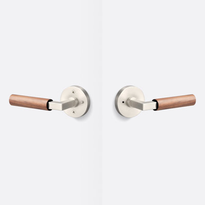 Levanto Round Privacy Rosette, Walnut Grip