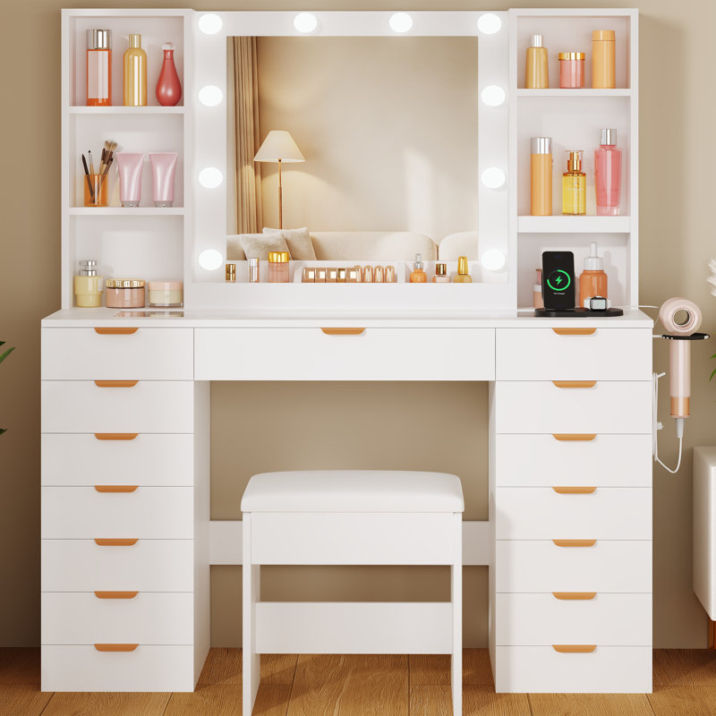 Adriel Vanity