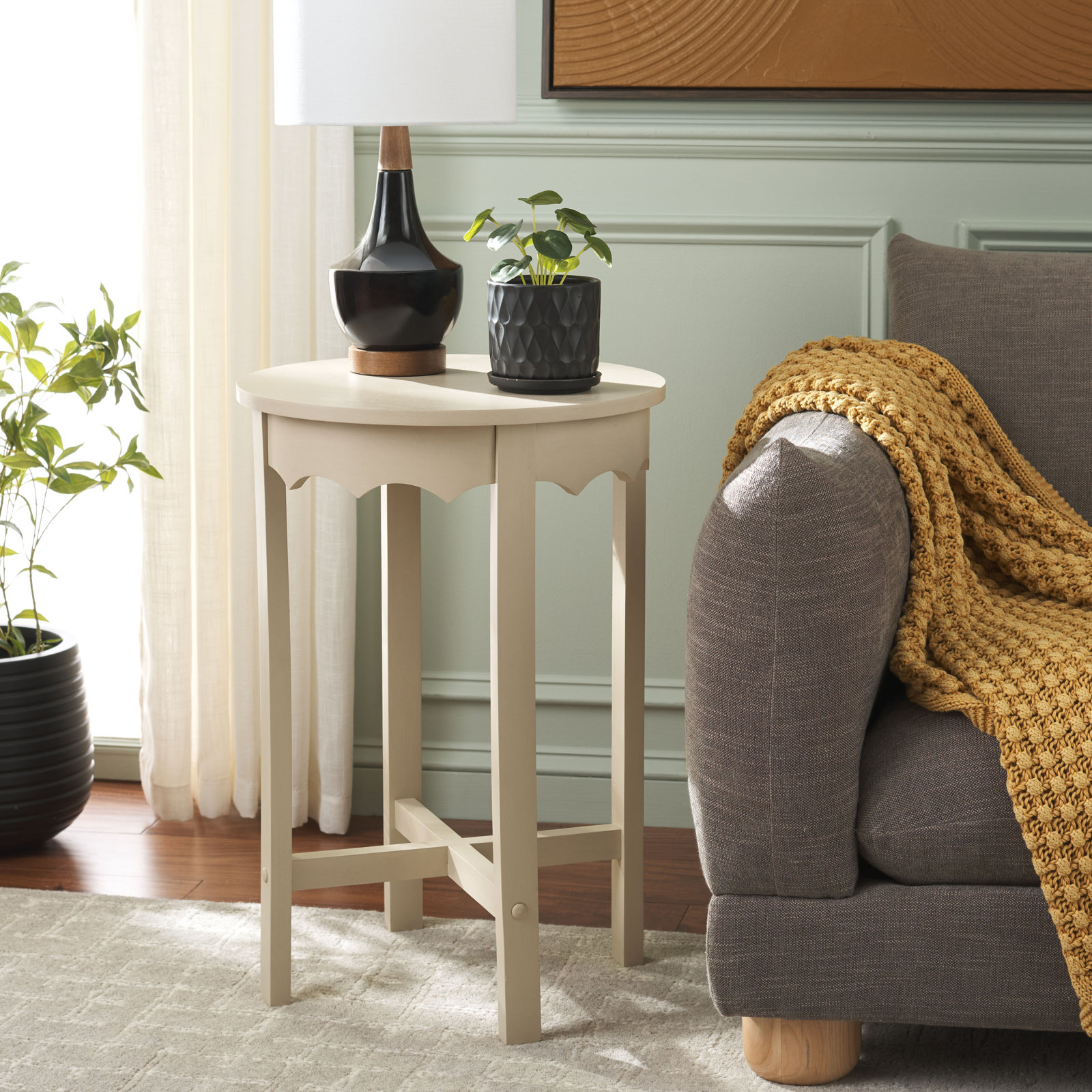 Sabine 18" Pine End Table, Brown