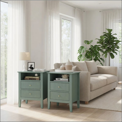 Ensemble de table de chevet cannelée moderne de 18 pouces à 2 tiroirs, rangement élégant pour petits espaces et décor contemporain (ensemble de 2)