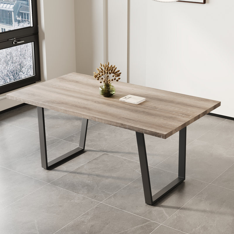 Table de salle à manger de 62,9 pouces en bois aggloméré rectangulaire, design simple et moderne, pour 6 personnes, parfaite pour la cuisine et la salle à manger