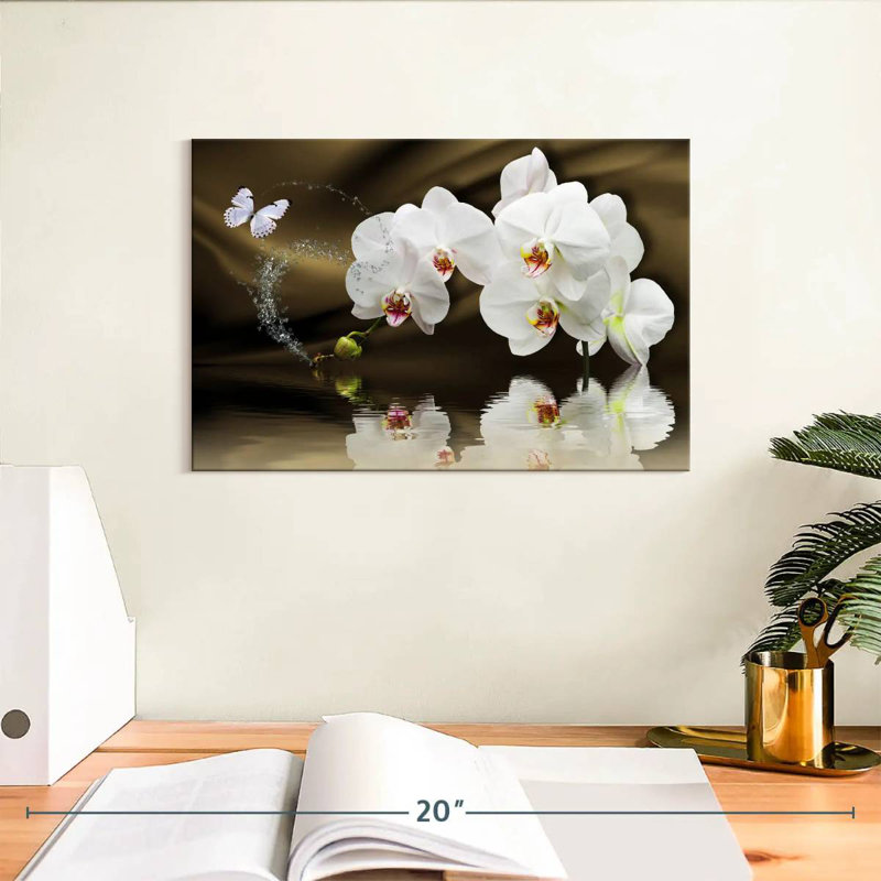 Orchidées blanches Harnek et papillon, H 8 po x l 12 po