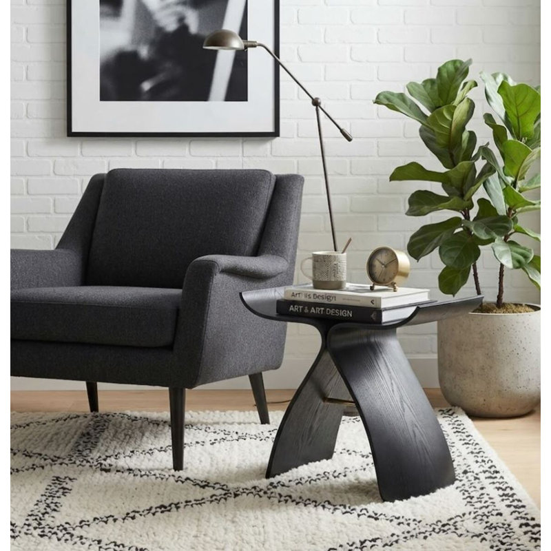 Tabouret Ferni, Noir, noir, noir, noir