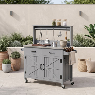 Chariot pour îlot de cuisine extérieur avec plateau en acier inoxydable, armoire de rangement, tablettes réglables, crochets en S et roues verrouillables
