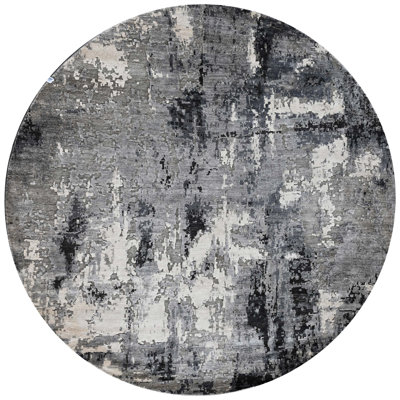 Abstract Area Rug in Silver/Charcoal/Gray