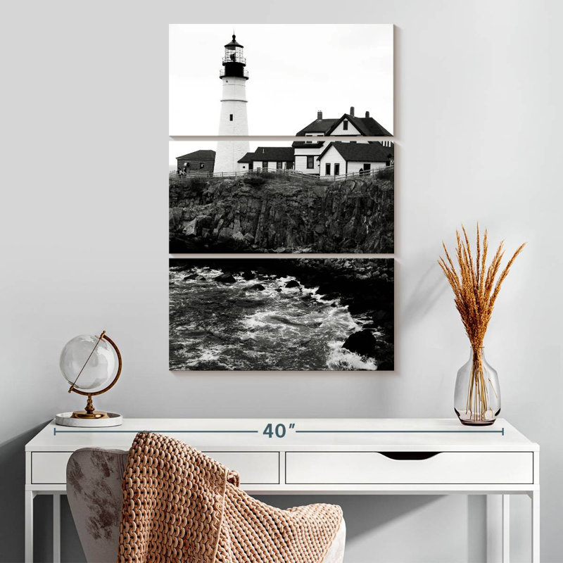 Lilie Maine Lighthouse BW, 32" H x 20" W
