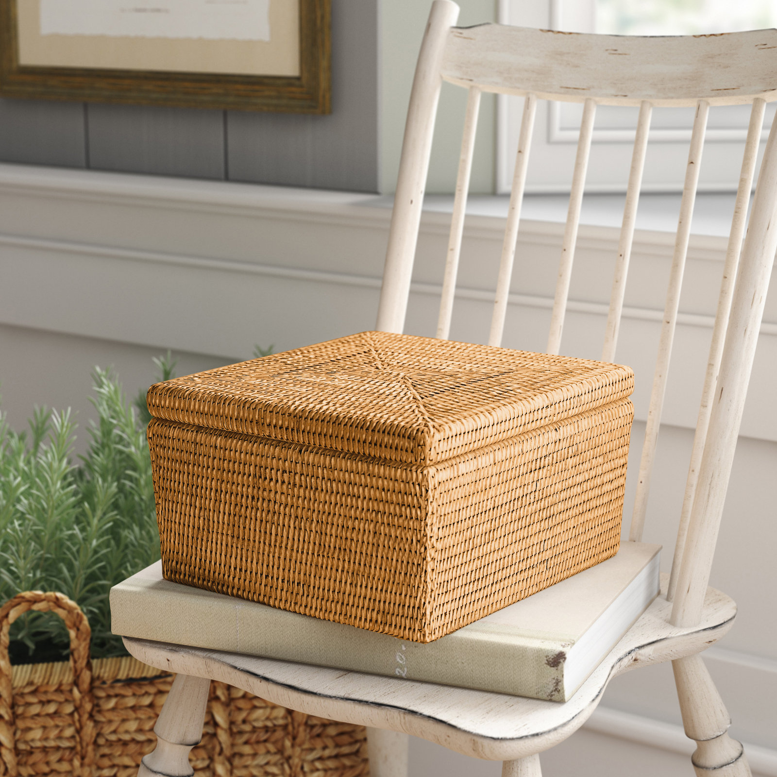 Arine Handmade Coastal Decorative Basket 1, Honey Brown