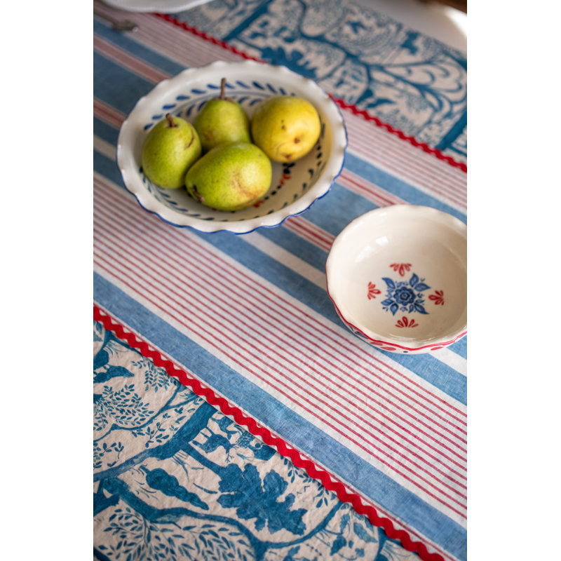 NOCHRICH TABLE RUNNER