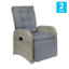 Fauteuils inclinables en osier de rotin pour l'intérieur et l'extérieur avec tables d'appoint rabattables-906040768-906040775