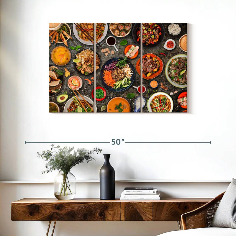 Yarlin Asian Cuisine, H 24 po x l 38 po