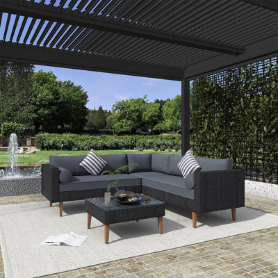 4-Pieces Outdoor Wicker Sofa Set