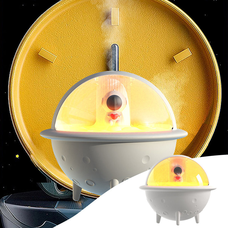 Astronaut Humidifier For Bedroom USB Mini Humidifier With 7 Colours Light Small Desk Humidifier For Kids