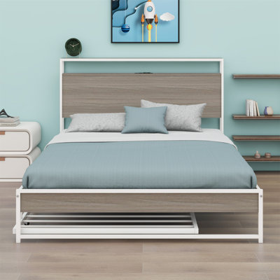 Base de lit plateforme en métal avec couchette, ports USB et support à lattes