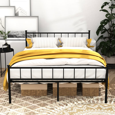 Cadre de lit double noir avec tête de lit et structure sous le rangement, aucun sommier requis, conception classique avec des lignes simples, matériau épais, idéal pour les styles de chambre à coucher variés, confortable
