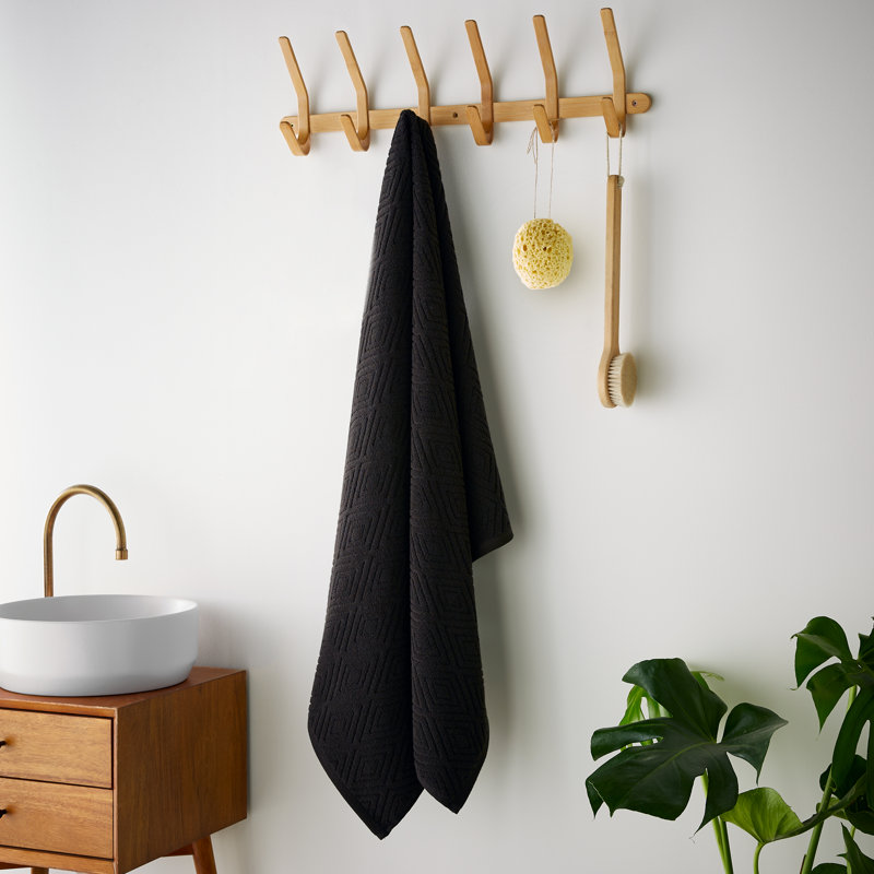 Diamond Geo Sculpted Cotton Bath Towel, Black