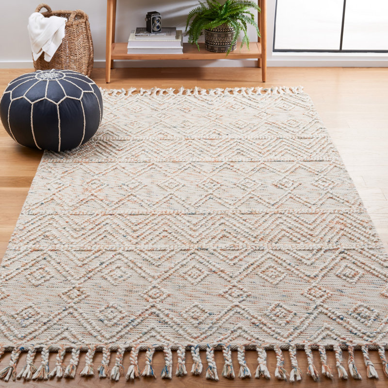 Leming Hand Loomed Wool/Cotton Geometric Rug in Ivory/Blue, Rectangle 4' x 6'