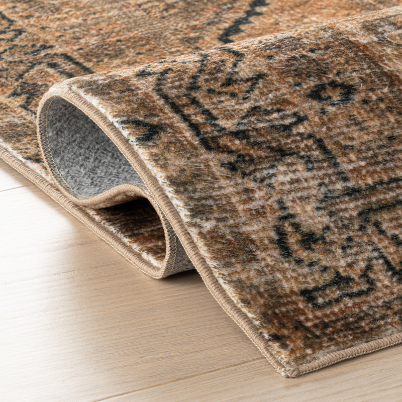 Daphine Medallion Washable Area Rug, Rectangle 4' x 6'