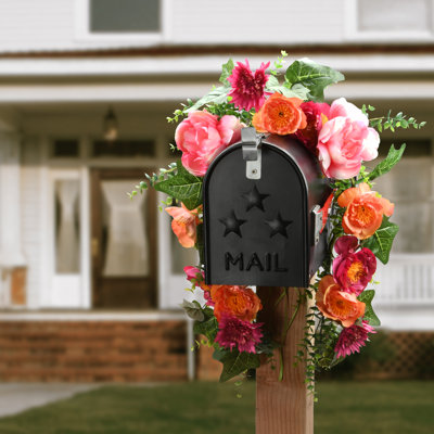 36" Spring Flowers Mailbox Swag
