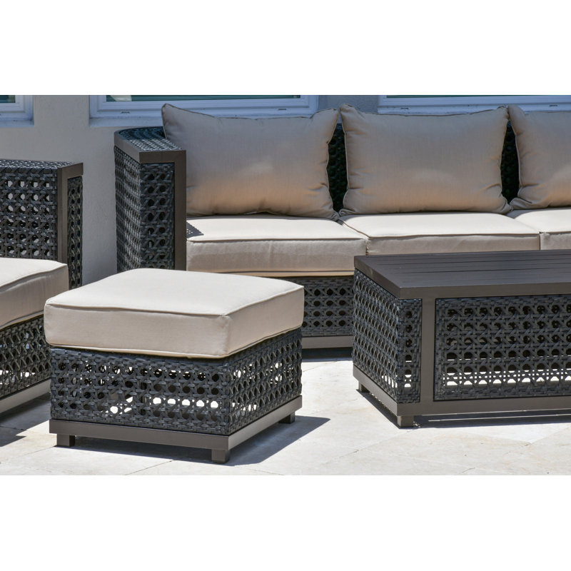 Repose-pieds carré standard de 12,5 po de largeur