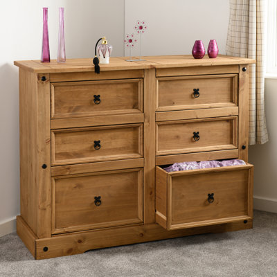 Farmhouse 6-Drawer Double Dresser, Solid Pine Wood Chest of Drawers, Rustic Bedroom Storage Cabinet with Black Metal Handles, Wooden Bedroom Organizer