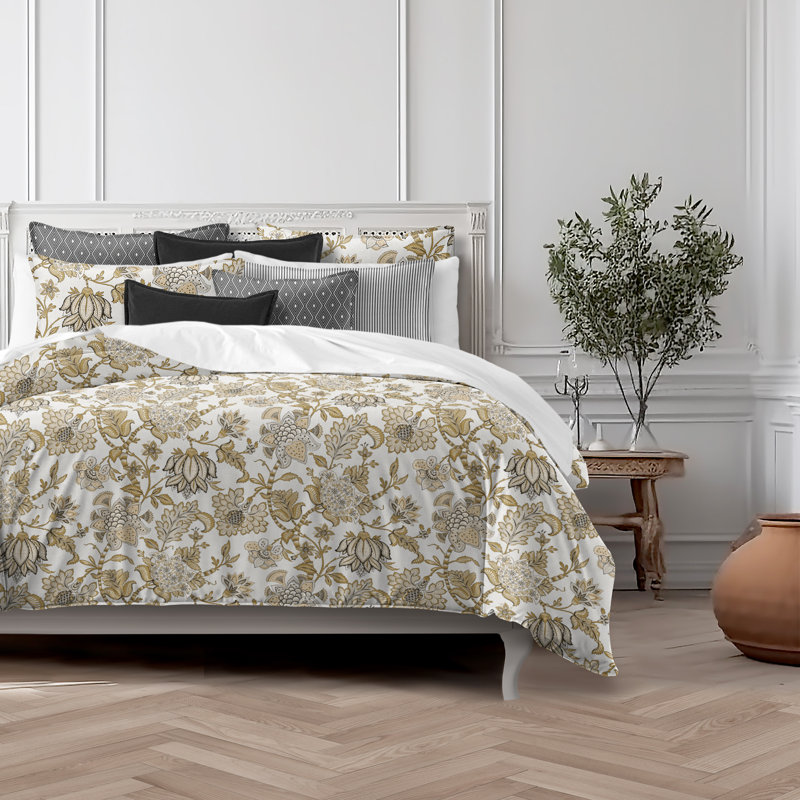 Bronte Gold Cotton Duvet Cover Set, King Duvet Cover + 7 Additional Pieces