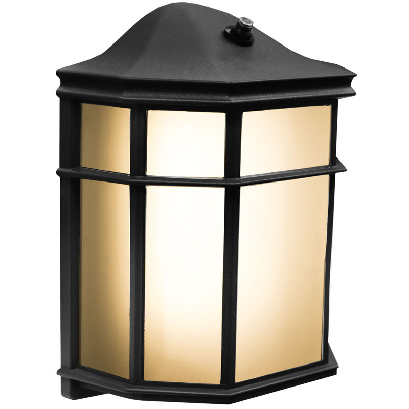 Tra Aluminum LED Wall Light