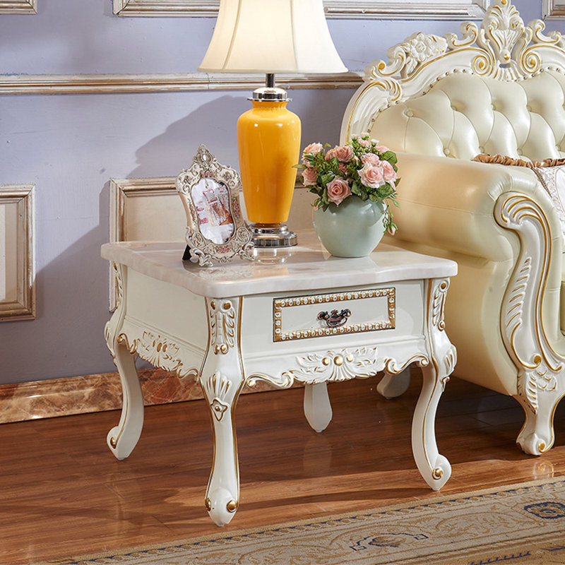 Petite table de bout European Elegant