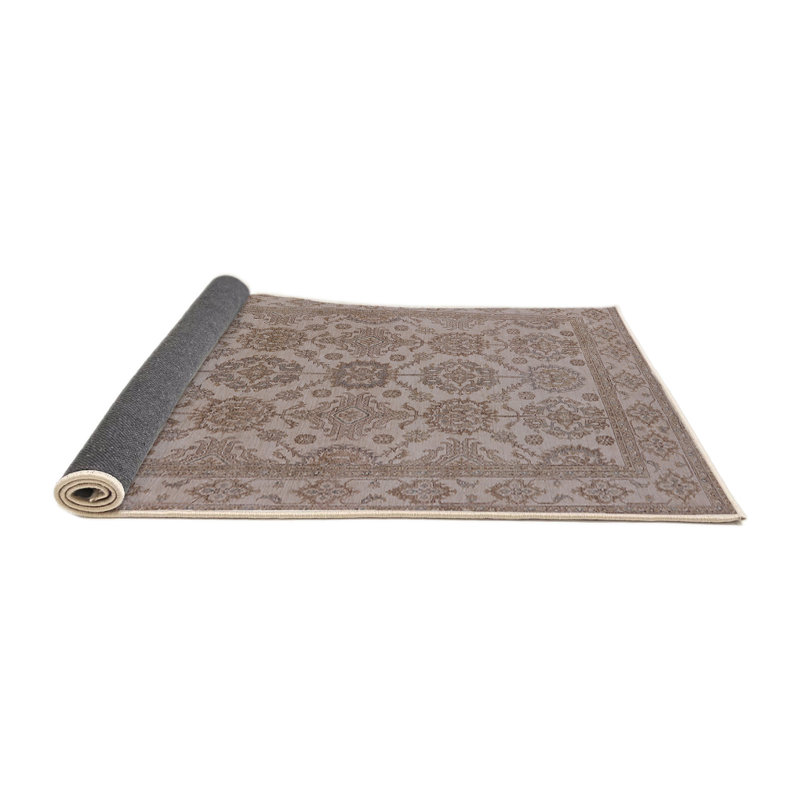Clybourn Oriental Indoor Rug, Round 4'