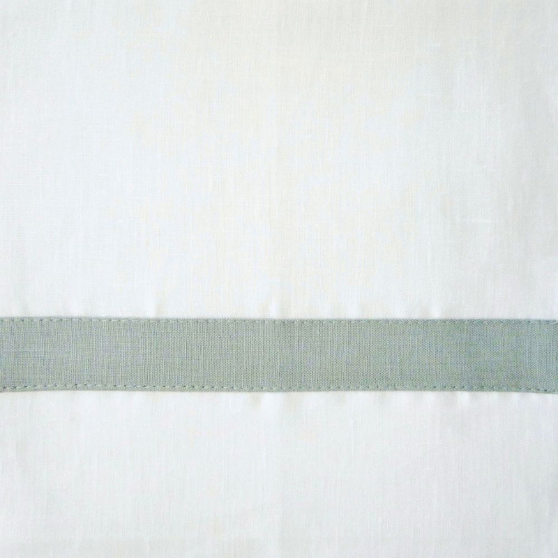 Fino Linen Tablecloth, White/White, 108" L x 72" W