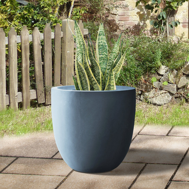 Pot à fleurs en béton Karola, H 9 po x l 10 po x P 10 po, Granite