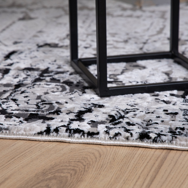 Whidden Oriental Area Rug, Rectangle 160 x 230cm