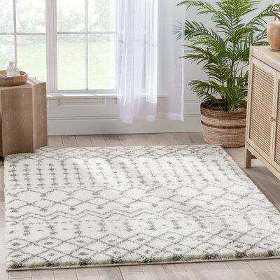 Well Woven Coimbra Moroccan Diamond Pattern Ivory Thick & Soft Shag Rug -  CE-22-4