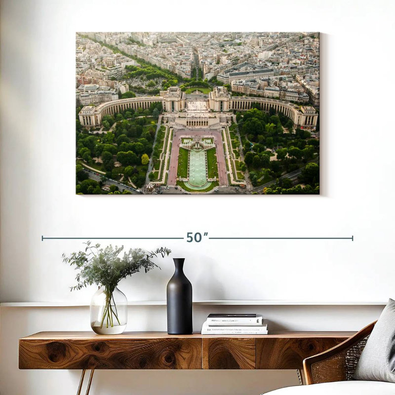 Sireci au-dessus de Paris, H 26 po x l 39 po
