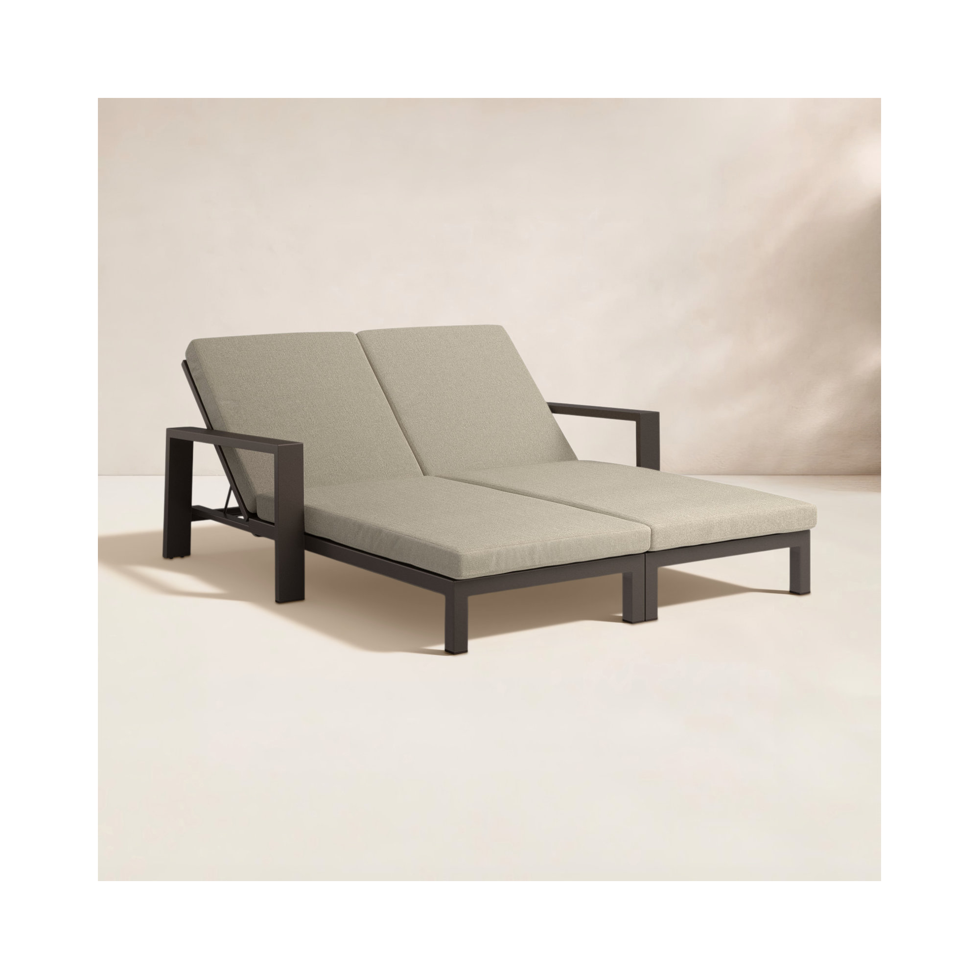 Hoyt Outdoor Metal Double Chaise Lounge, Khaki Cushion/Bronze Frame