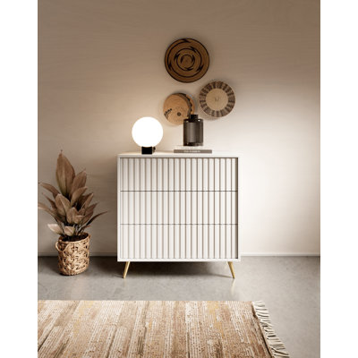 Stobie 3 - Drawer Chest of Drawers