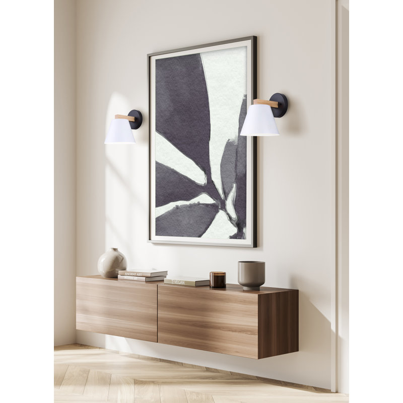 Leriah Vanity Light