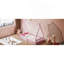Lit simple en bois avec clôture-630084216