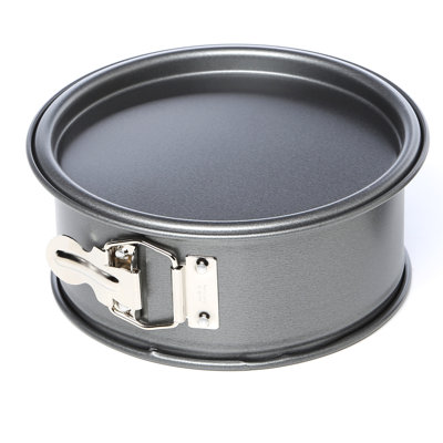 Nordic Ware Pro Form Non-stick Round Leak Proof Springform Pan In Gray