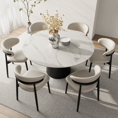 Cuisine / salle à manger ronde moderne Mid-Century avec chaises rembourrées en cuir Margene