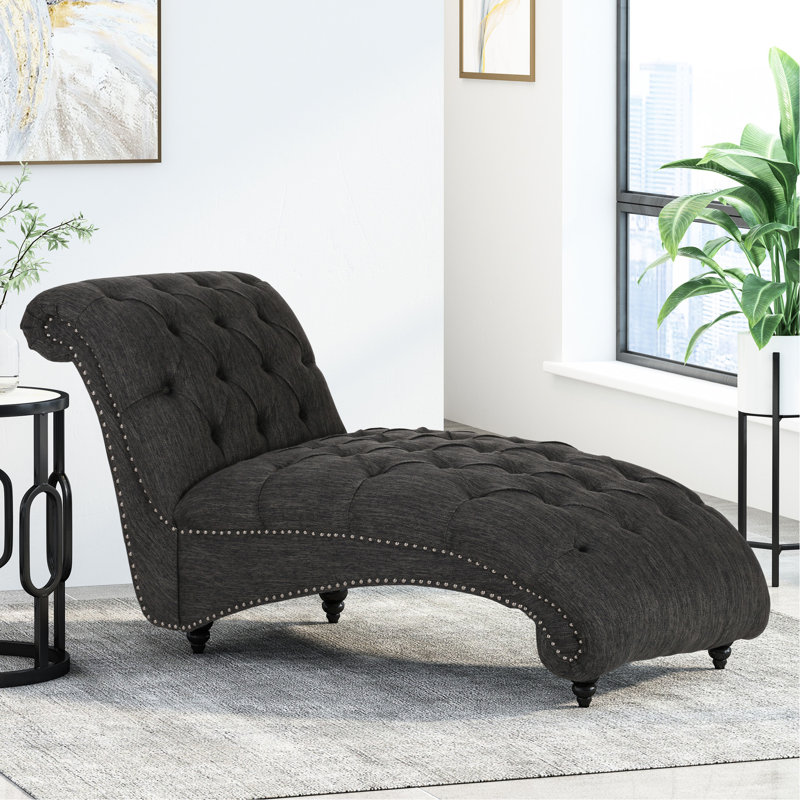 Chaise longue, surpiqûres de boutons et de losanges, style courbée, tissu gris anthracite, pieds en bois de bouleau avec capitonnage