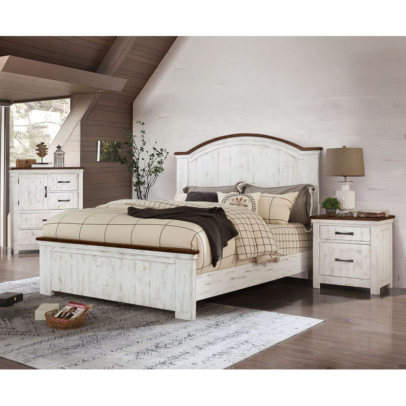 38.35'' W 4 - Drawer Chest In Distressed White