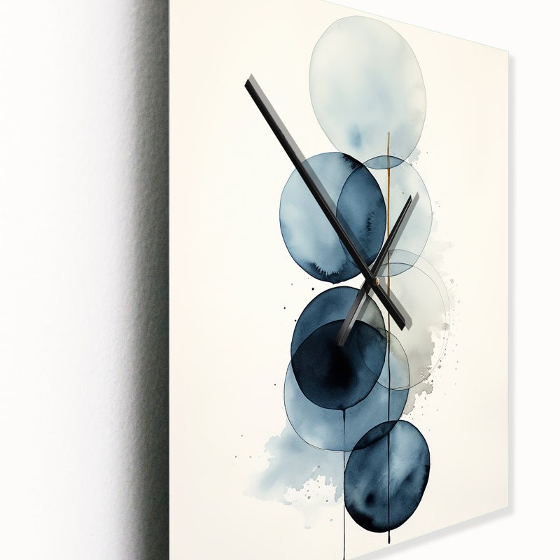 «Essential Circles» rétro bleu aquarelle IV - horloge murale abstraite moderne, H 32 po x l 24 po x P 1 po