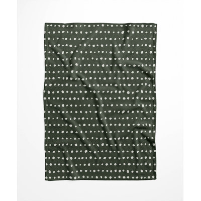 Dot Row Velveteen Fleece Blanket