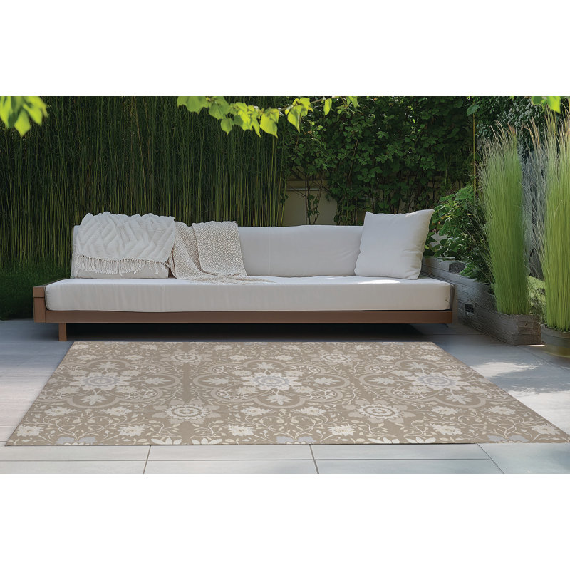 Skyler Outdoor Rug, Rectangle 5' x 7'