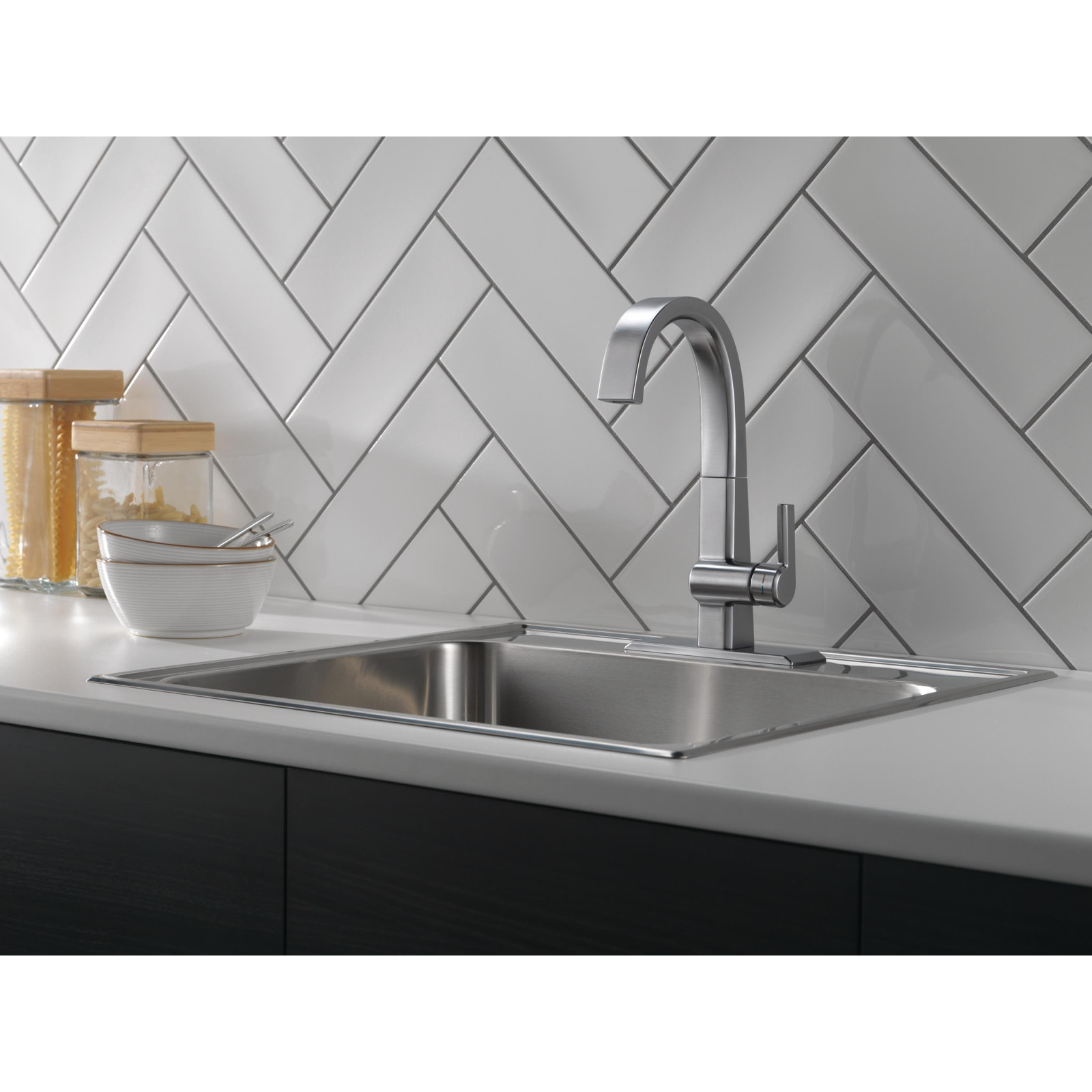 Pivotal Bar Faucet, Arctic Stainless